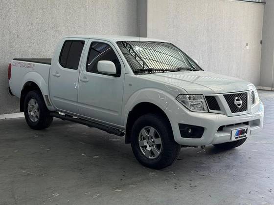 NISSAN FRONTIER 2.5 S 4X2 CD TURBO ELETRONIC DIESEL 4P MANUAL